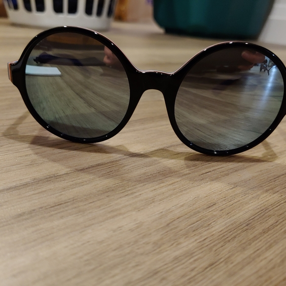 Puma Britz Sunglasses - Picture 3 of 8